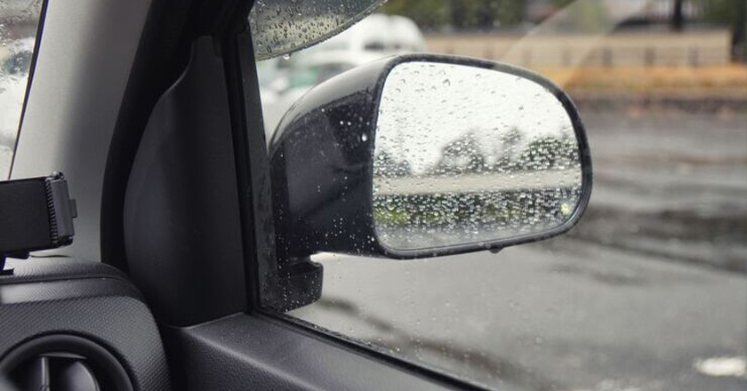 側窗與後視鏡為什麼需要做撥水鍍膜2